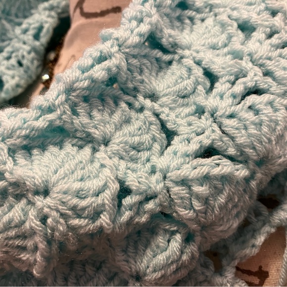 Lovely Handmade Crochet Fringe Cowl Scarf - Picture 9 of 10